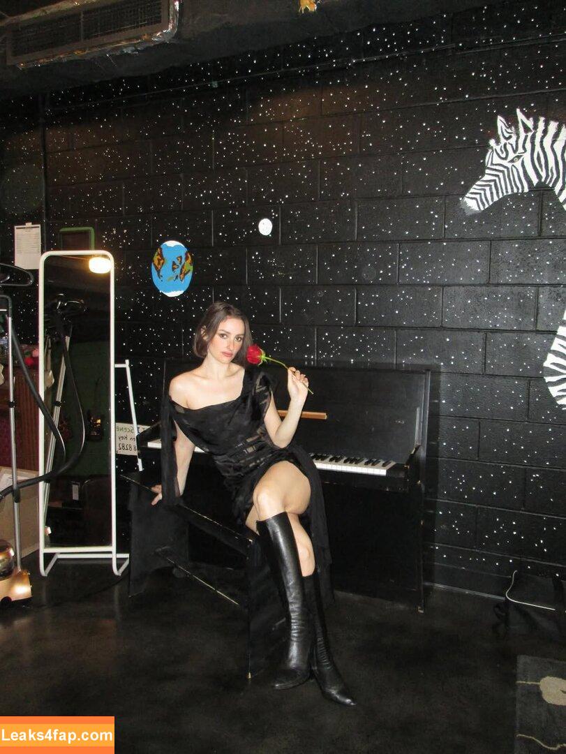 Banks / hernameisbanks leaked photo photo #0123