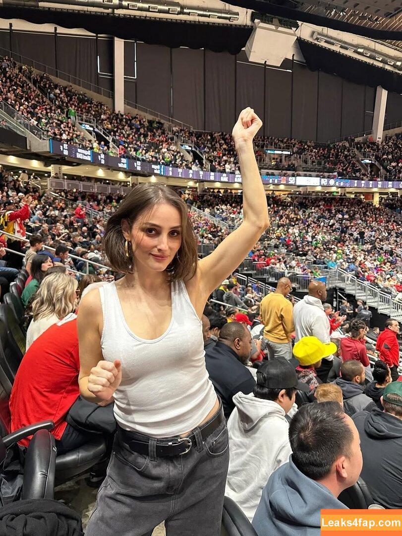 Banks / hernameisbanks leaked photo photo #0137