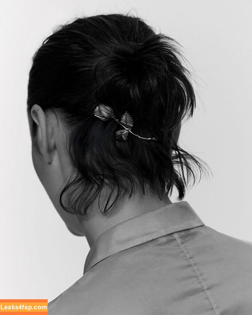 Banks / hernameisbanks leaked photo photo #0139