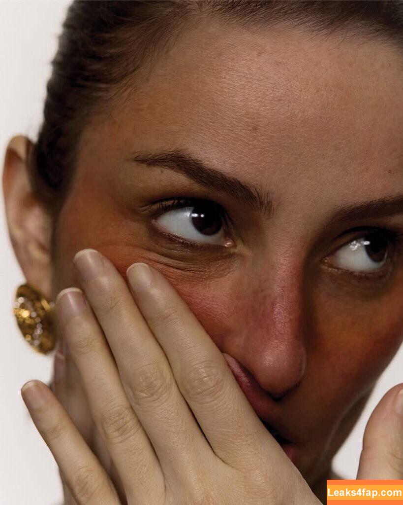 Banks / hernameisbanks leaked photo photo #0140