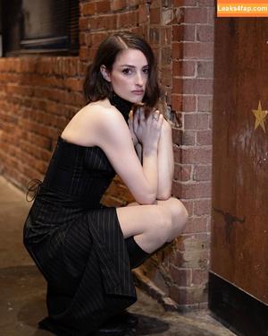 Banks photo #0116