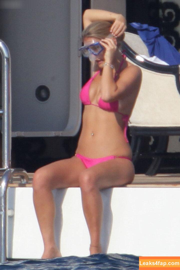 Bar Refaeli / barrefaeli leaked photo photo #0135