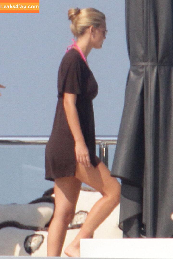 Bar Refaeli / barrefaeli leaked photo photo #0145