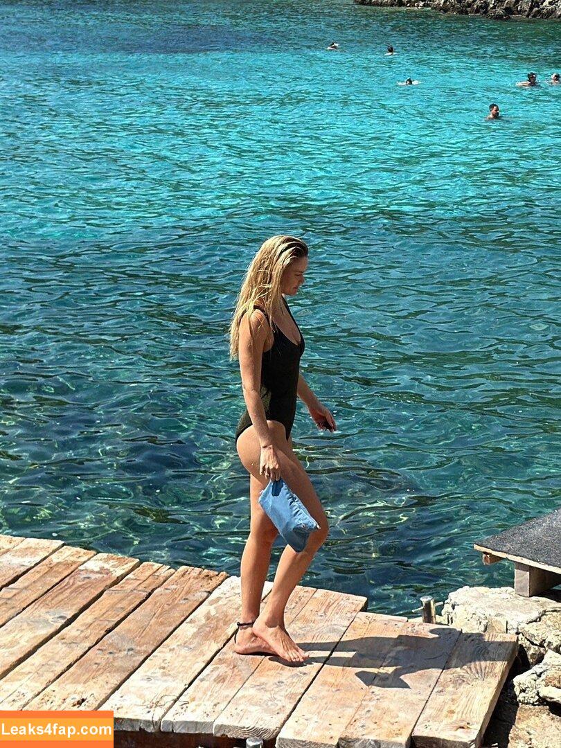 Bar Refaeli / barrefaeli leaked photo photo #0430