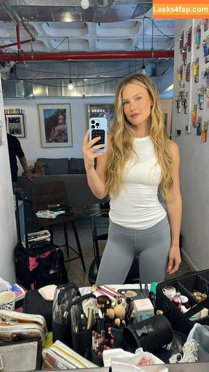 Bar Refaeli photo #0071