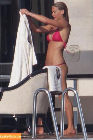 Bar Refaeli photo #0142