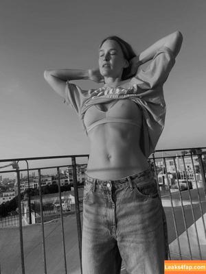 Bar Refaeli photo #0455