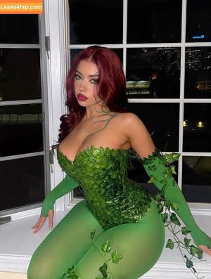 Barbara Batista photo #0107