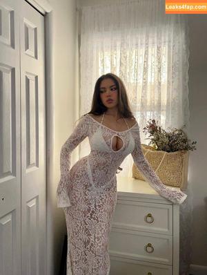 Barbara Batista photo #0155