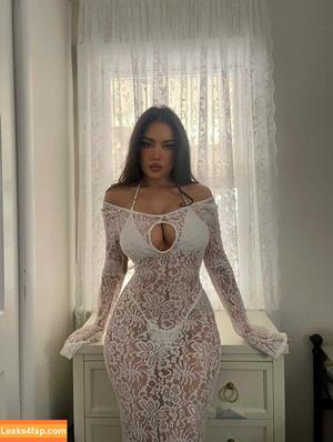 Barbara Batista photo #0162