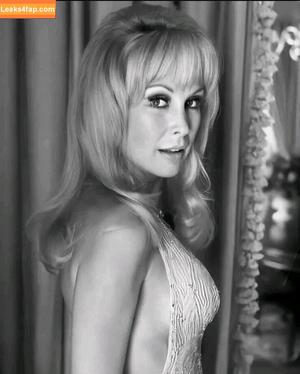 Barbara Eden photo #0016