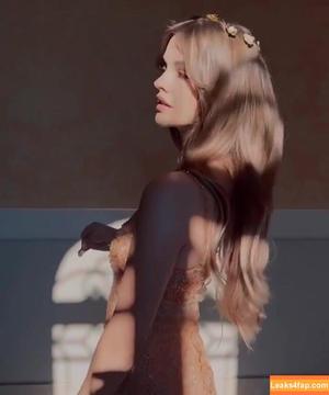 Barbara Palvin photo #0165