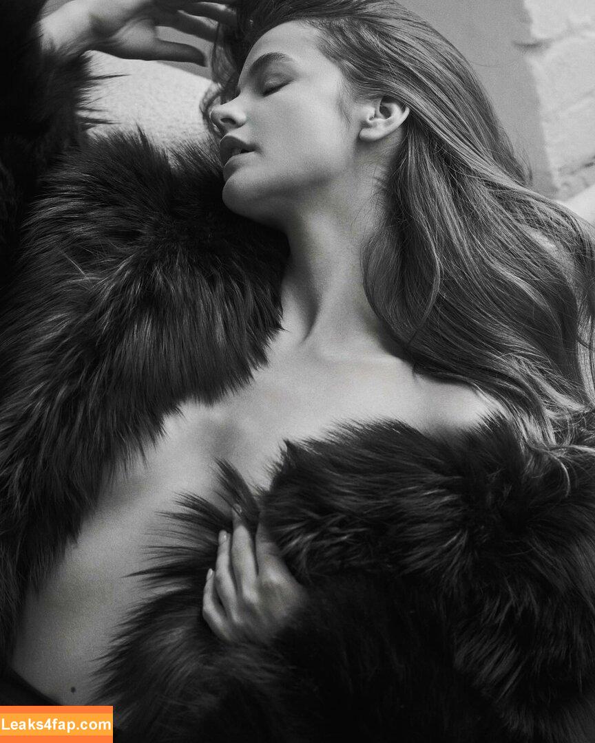 Barbara Palvin / realbarbarapalvin слитое фото фото #1342