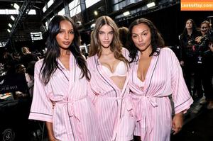 Barbara Palvin photo #1180