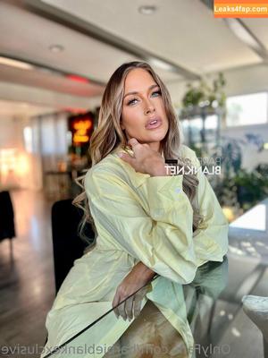 Barbie Blank photo #0077