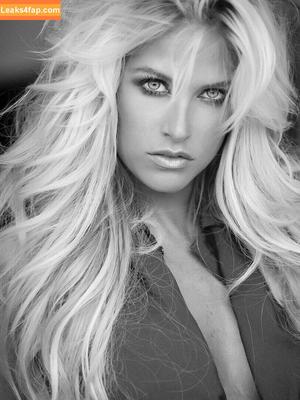 Barbie Blank photo #0385