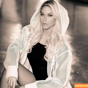 Barbie Blank photo #0435