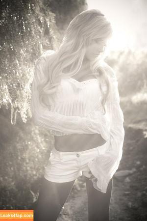 Barbie Blank photo #0766