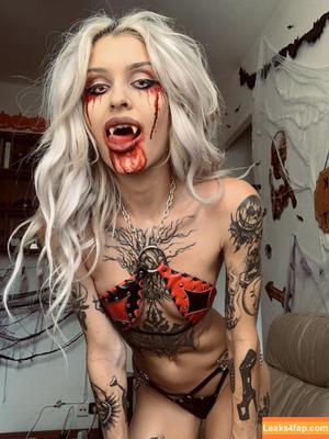 Barbie Ghoul photo #0001