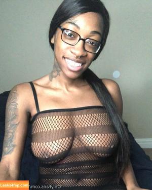 barbiebugatti photo #0083