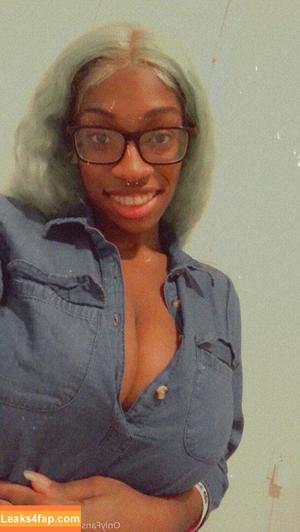 barbiebugatti photo #0453