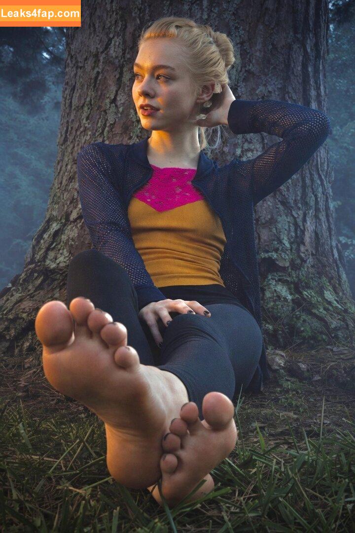 Bare Feet / barefeetpose leaked photo photo #0449