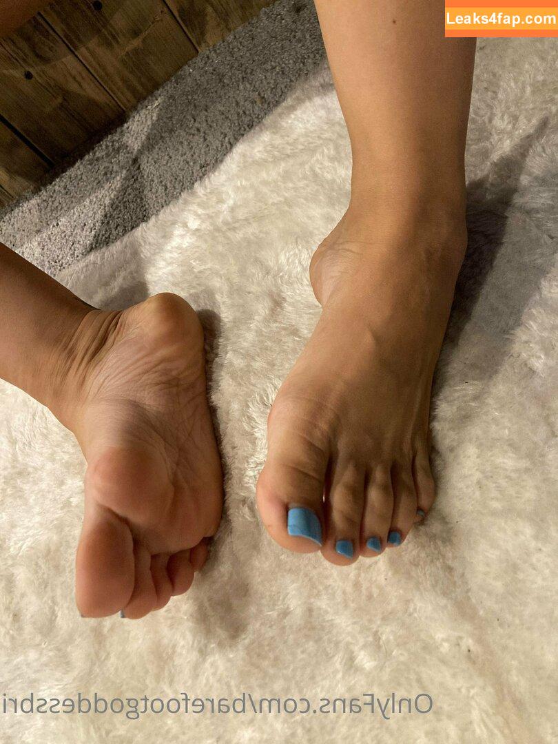 barefootgoddessbri / barefootgoddesss leaked photo photo #0023