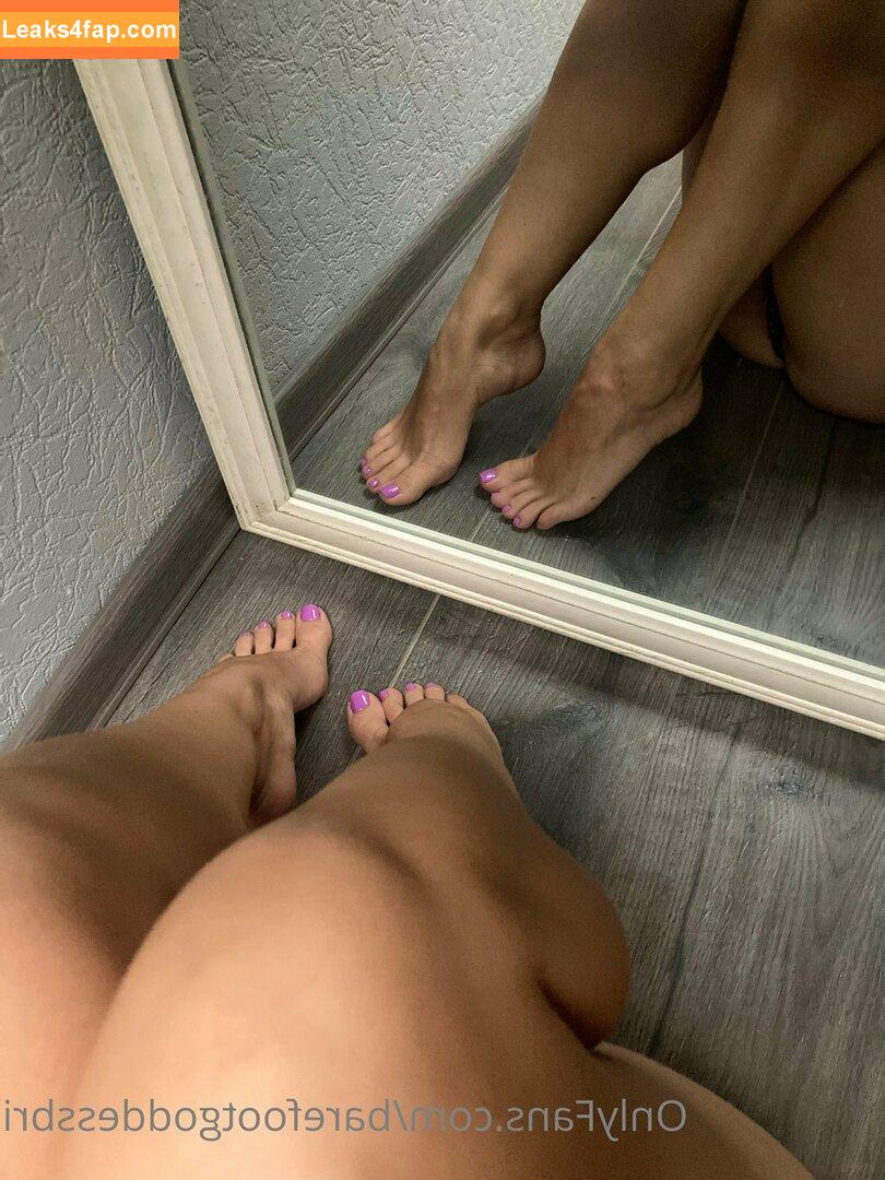 barefootgoddessbri / barefootgoddesss leaked photo photo #0034