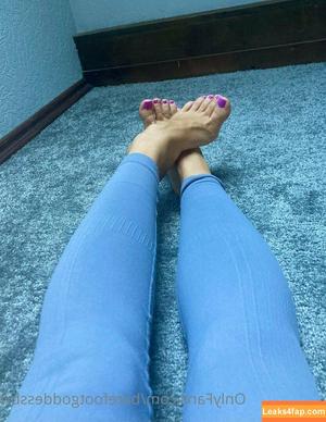 barefootgoddessbri photo #0032