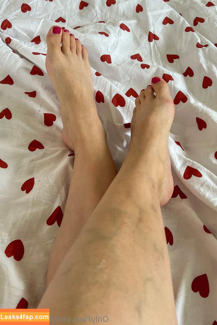 barefootmini / barefootsound leaked photo photo #0005