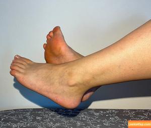 barefootmini photo #0016