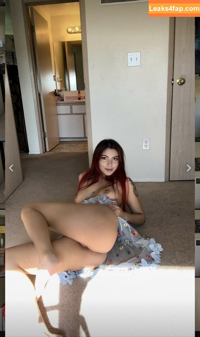 Baristawithtats / lovinsaraaa_ / sarahthecargirl leaked photo photo #0015