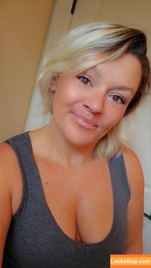 Basedmama photo #0001