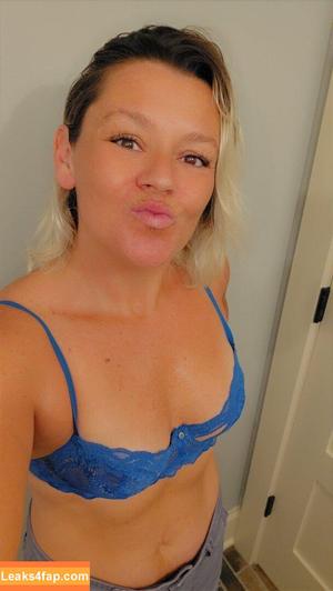Basedmama photo #0012