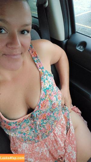 Basedmama photo #0025