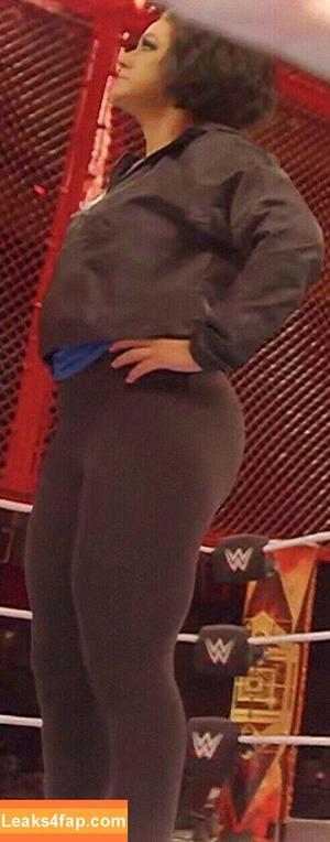 Bayley фото #0002