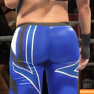 Bayley фото #0018