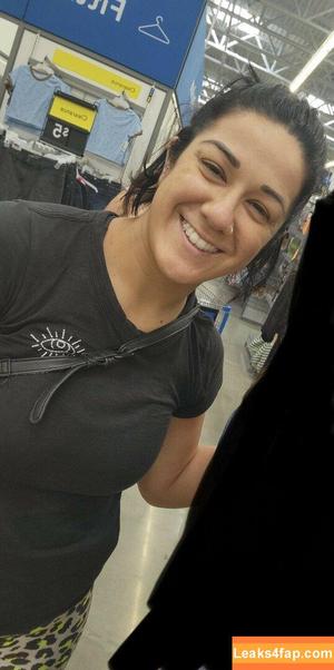 Bayley фото #0057