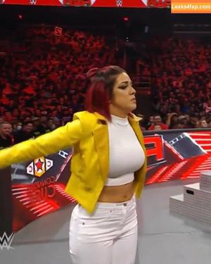 Bayley фото #0067