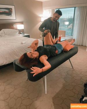 Bayley фото #0107