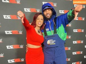 Bayley фото #0159