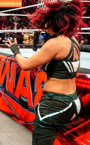 Bayley фото #0172