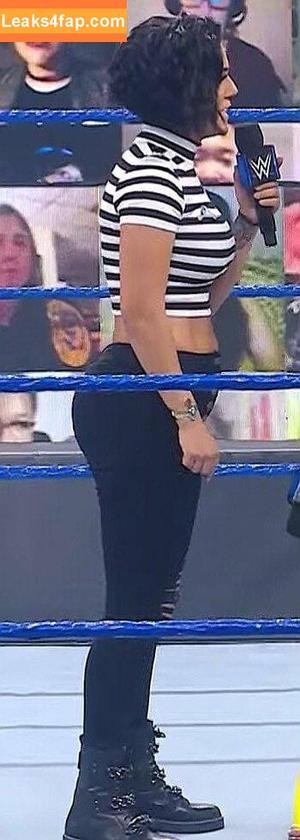 Bayley фото #0247