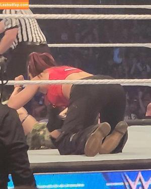 Bayley фото #0300