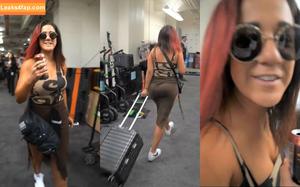 Bayley фото #0379