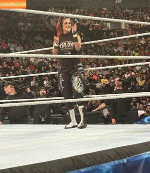 Bayley фото #0395