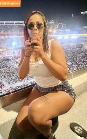 Bayley фото #0402