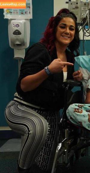 Bayley фото #0414