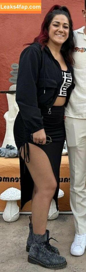 Bayley фото #0418