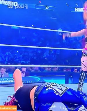 Bayley фото #0433